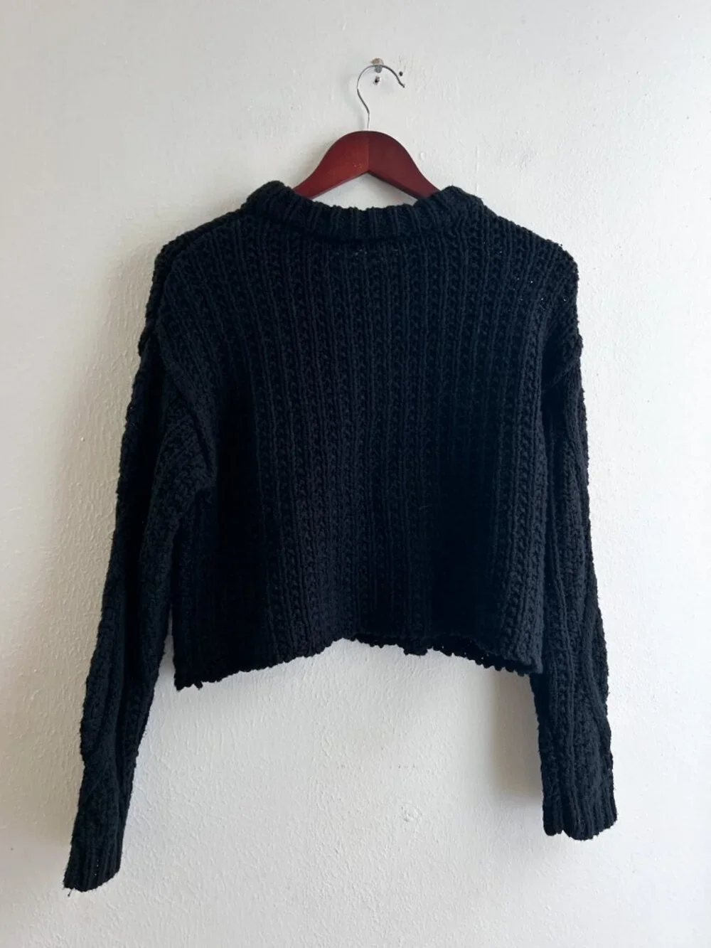 Free People Cutting Edge Cable Knit Cropped Sweater 100% Cotton in Black Size XS